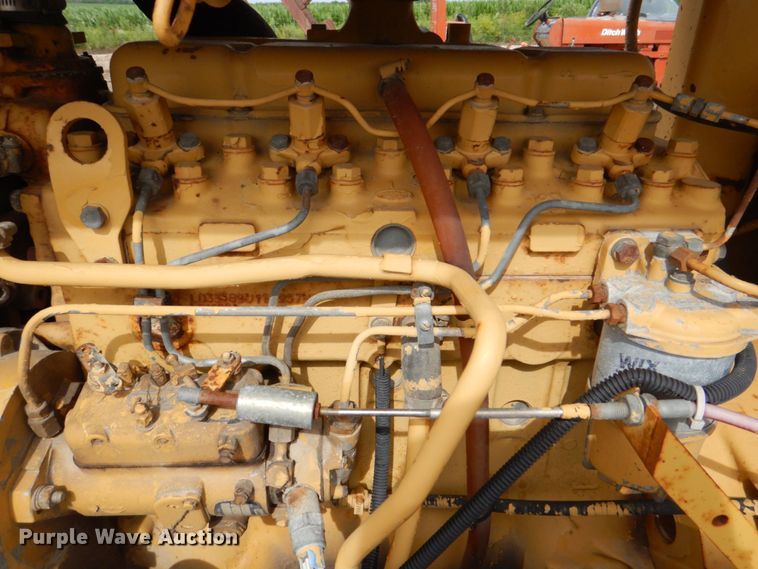 image for item DS8080 1987 Caterpillar CP-323  single drum vibratory roller