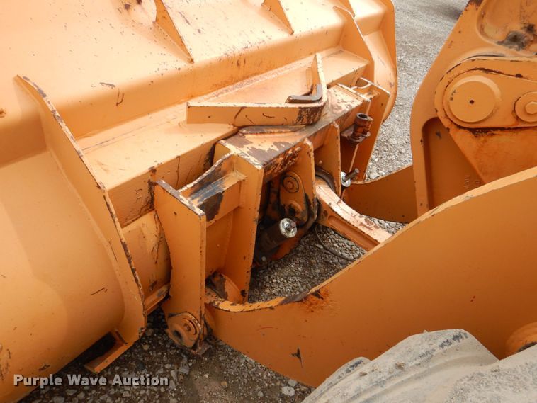 image for item DS8081 1995 Case 621B  wheel loader