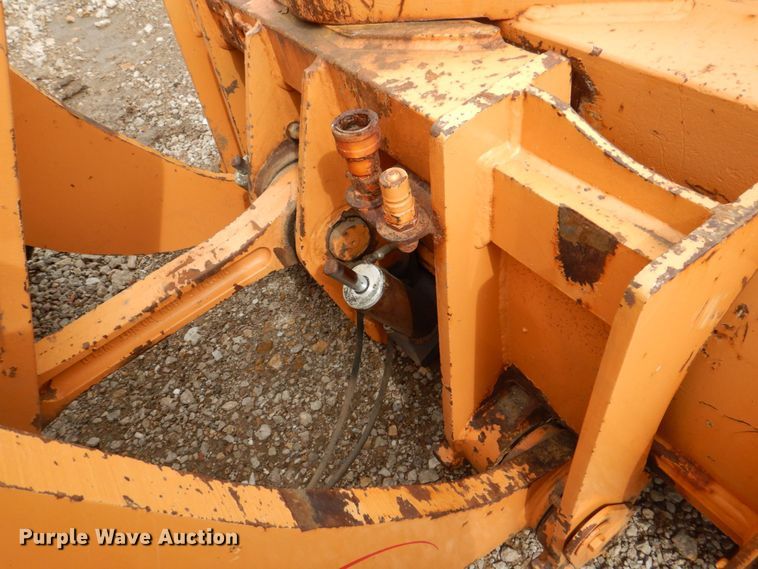 image for item DS8081 1995 Case 621B  wheel loader