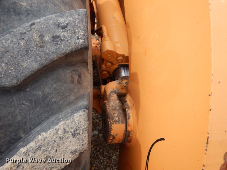 image for item DS8081 1995 Case 621B  wheel loader