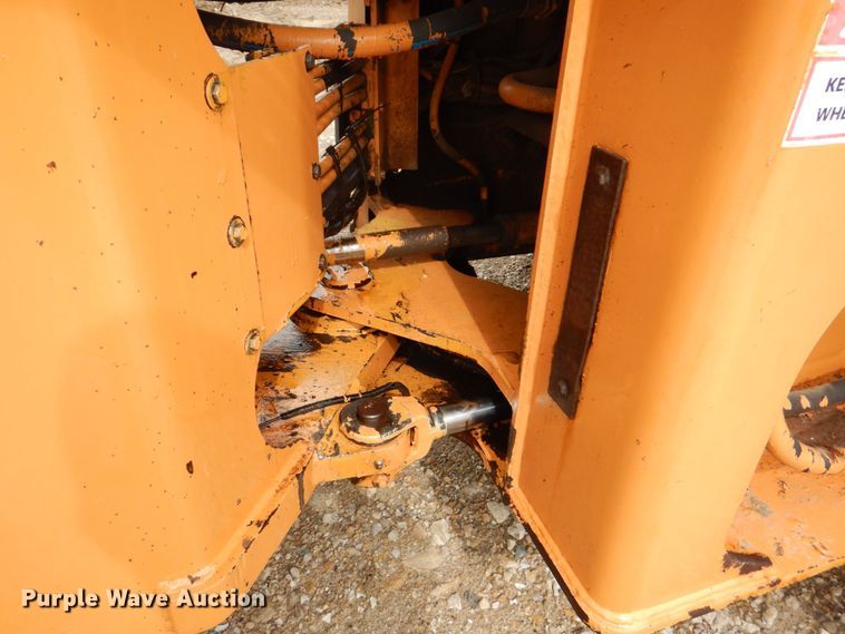 image for item DS8081 1995 Case 621B  wheel loader