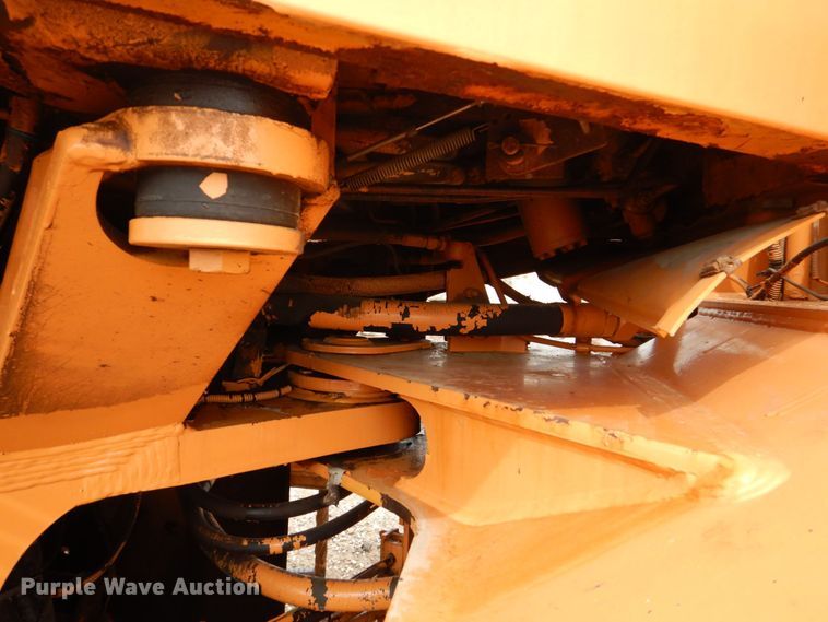 image for item DS8081 1995 Case 621B  wheel loader