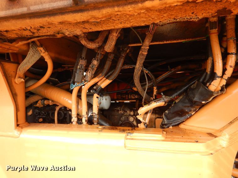 image for item DS8081 1995 Case 621B  wheel loader