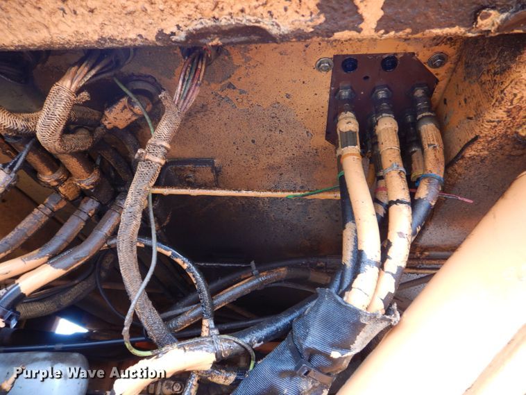 image for item DS8081 1995 Case 621B  wheel loader