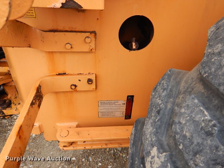 image for item DS8081 1995 Case 621B  wheel loader