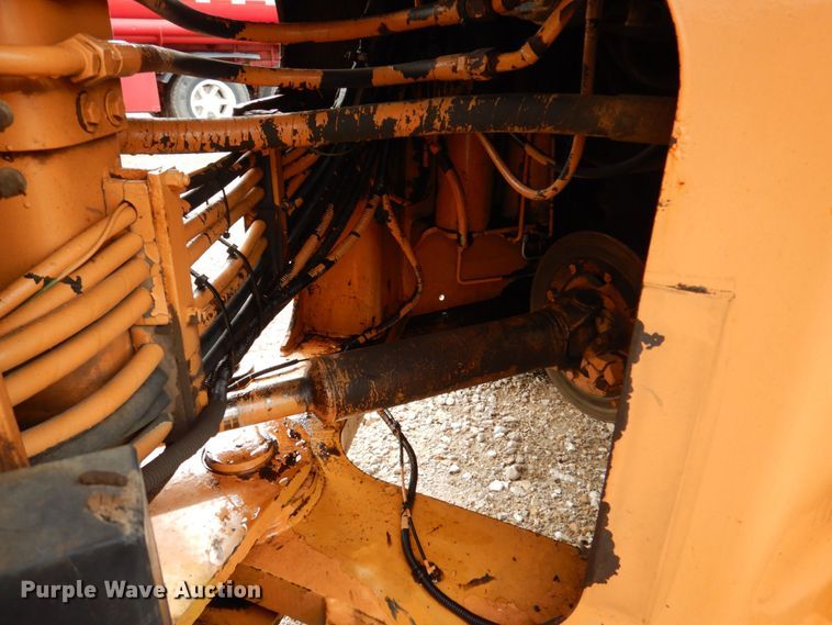 image for item DS8081 1995 Case 621B  wheel loader