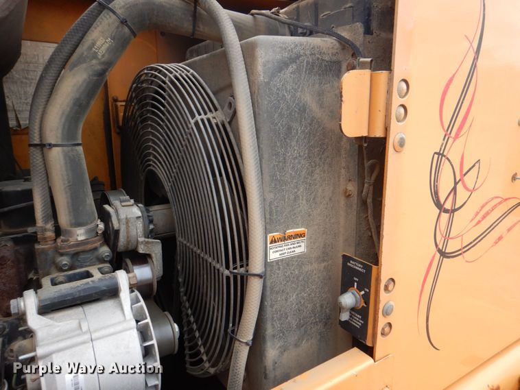 image for item DS8081 1995 Case 621B  wheel loader