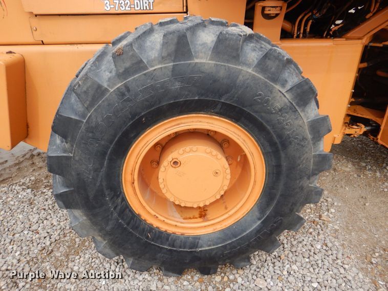image for item DS8081 1995 Case 621B  wheel loader