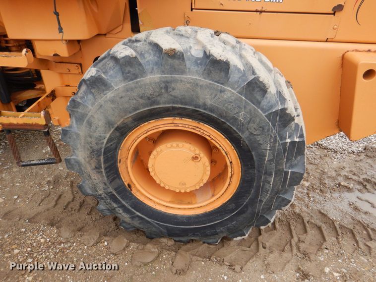image for item DS8081 1995 Case 621B  wheel loader