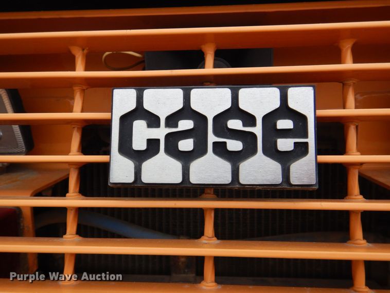 image for item DS8081 1995 Case 621B  wheel loader