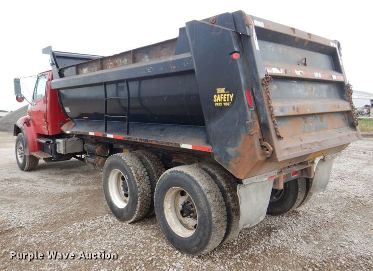 image for item DS8082 2001 Sterling Acterra M8500  dump truck