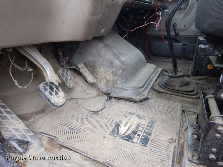 image for item DS8082 2001 Sterling Acterra M8500  dump truck