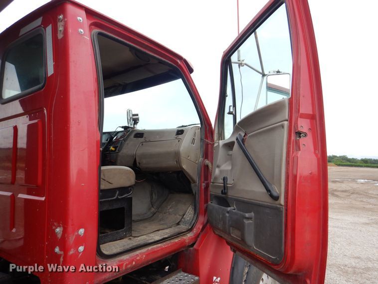 image for item DS8082 2001 Sterling Acterra M8500  dump truck