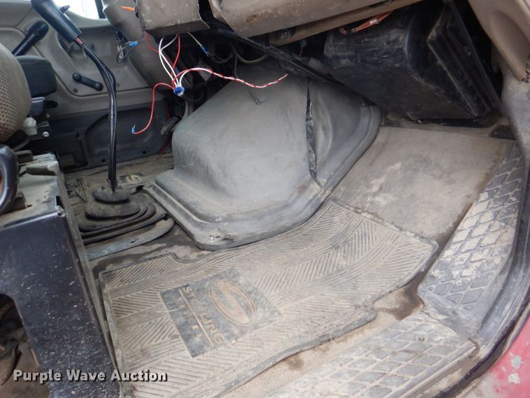 image for item DS8082 2001 Sterling Acterra M8500  dump truck