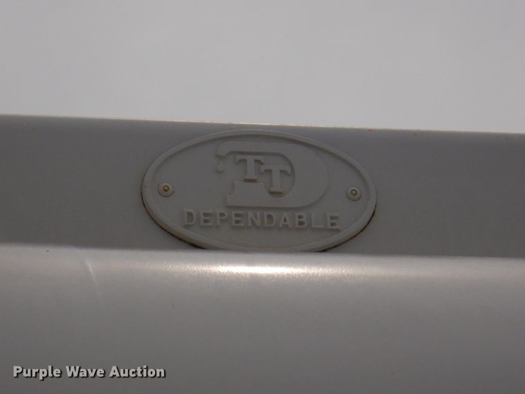 image for item DS8083 1989 Freightliner FLC112  water truck