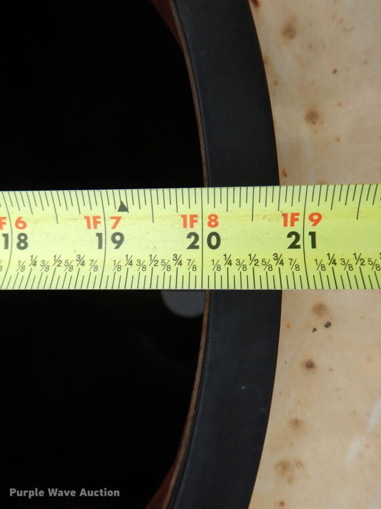 image for item DS8083 1989 Freightliner FLC112  water truck