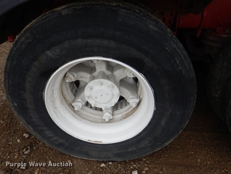 image for item DS8083 1989 Freightliner FLC112  water truck