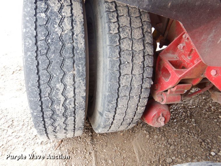 image for item DS8083 1989 Freightliner FLC112  water truck