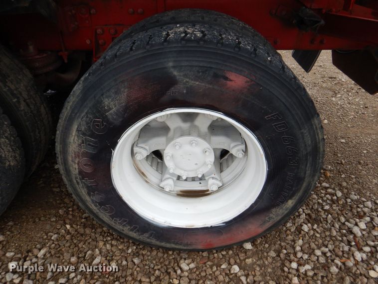 image for item DS8083 1989 Freightliner FLC112  water truck