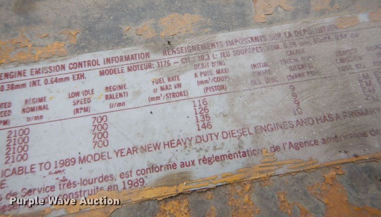 image for item DS8083 1989 Freightliner FLC112  water truck