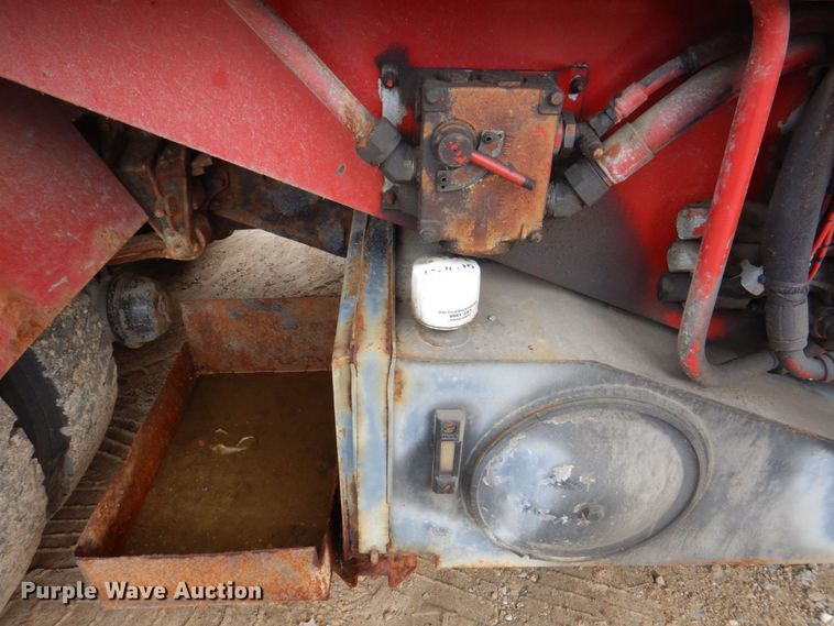 image for item DS8089 2002 International 4900  refuse truck