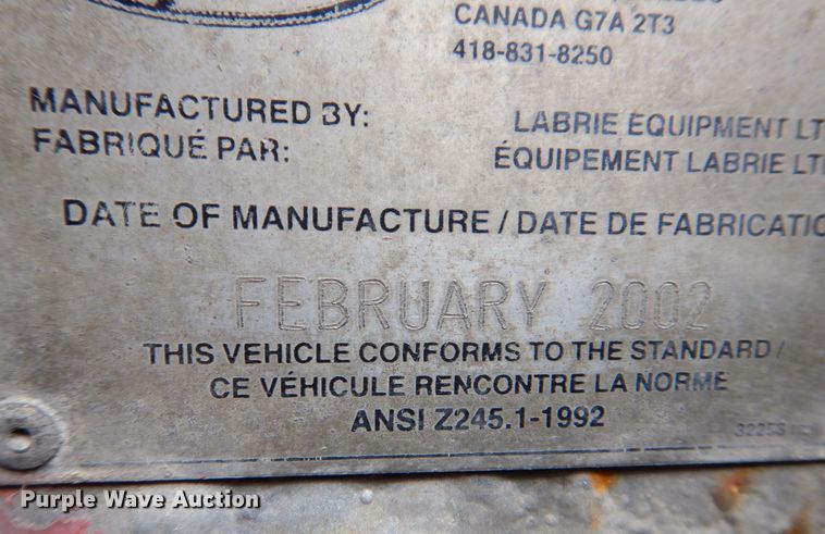 image for item DS8089 2002 International 4900  refuse truck