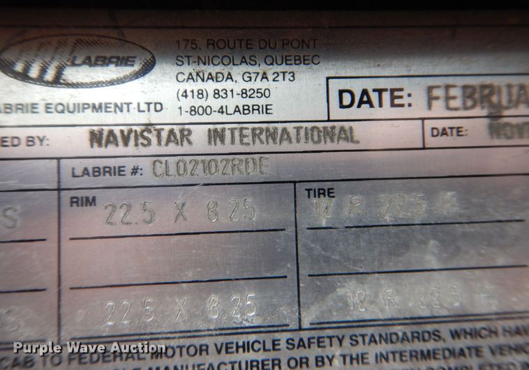 image for item DS8089 2002 International 4900  refuse truck