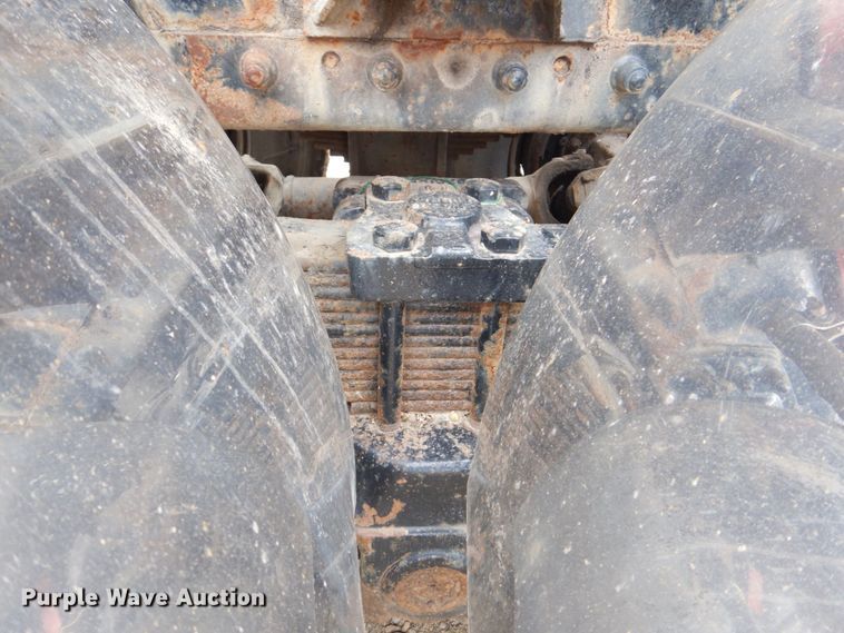 image for item DS8090 1994 Freightliner FLD120  roll-off container truck