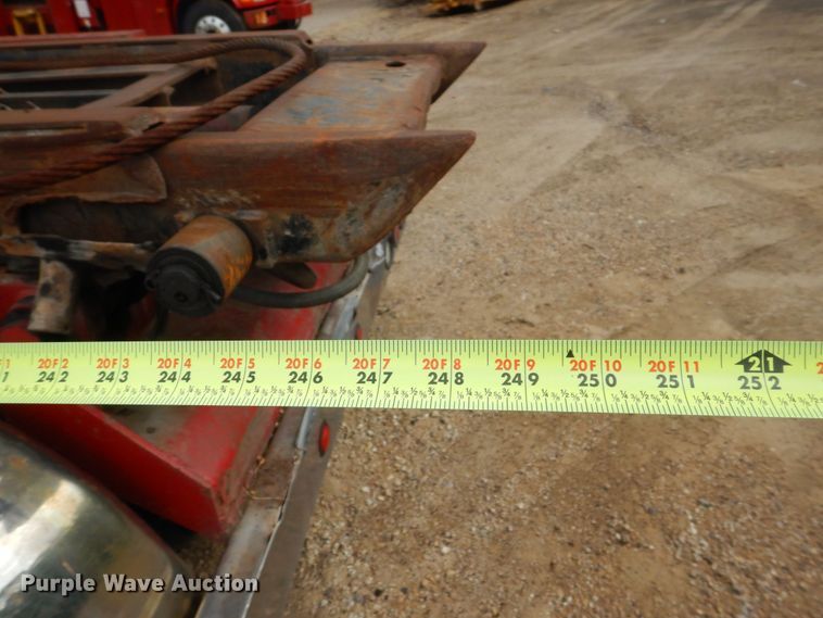 image for item DS8090 1994 Freightliner FLD120  roll-off container truck