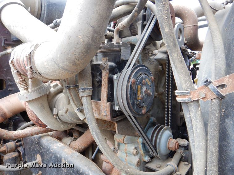 image for item DS8090 1994 Freightliner FLD120  roll-off container truck