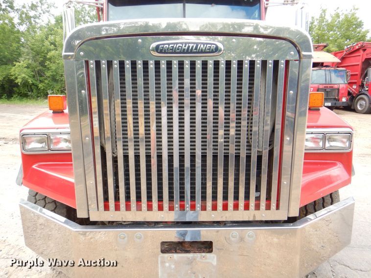 image for item DS8090 1994 Freightliner FLD120  roll-off container truck