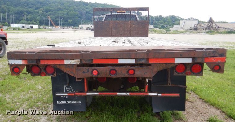image for item DS8091 1993 Chevrolet Kodiak  flatbed truck