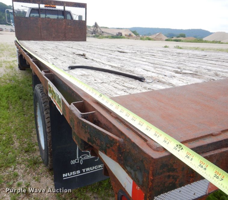 image for item DS8091 1993 Chevrolet Kodiak  flatbed truck