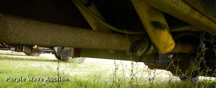 image for item DS8091 1993 Chevrolet Kodiak  flatbed truck