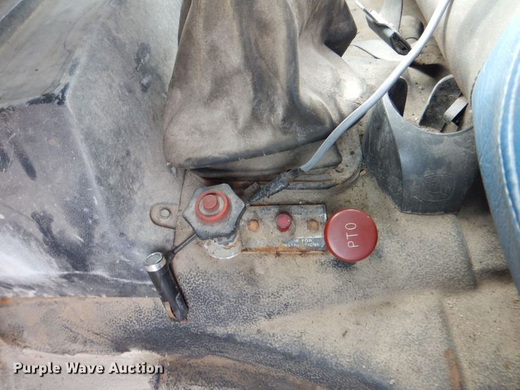 image for item DS8091 1993 Chevrolet Kodiak  flatbed truck