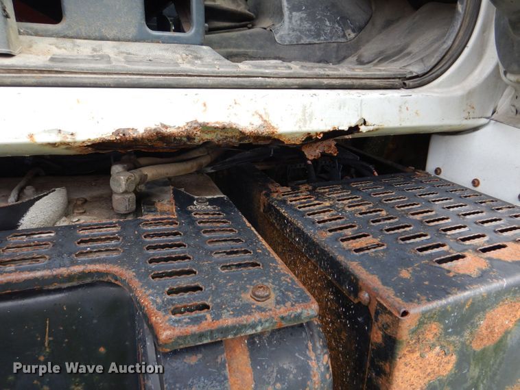 image for item DS8091 1993 Chevrolet Kodiak  flatbed truck