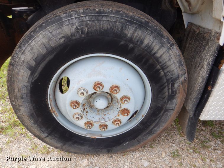 image for item DS8091 1993 Chevrolet Kodiak  flatbed truck