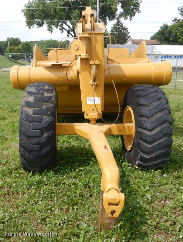 image for item DS8096 Caterpillar 435  scraper