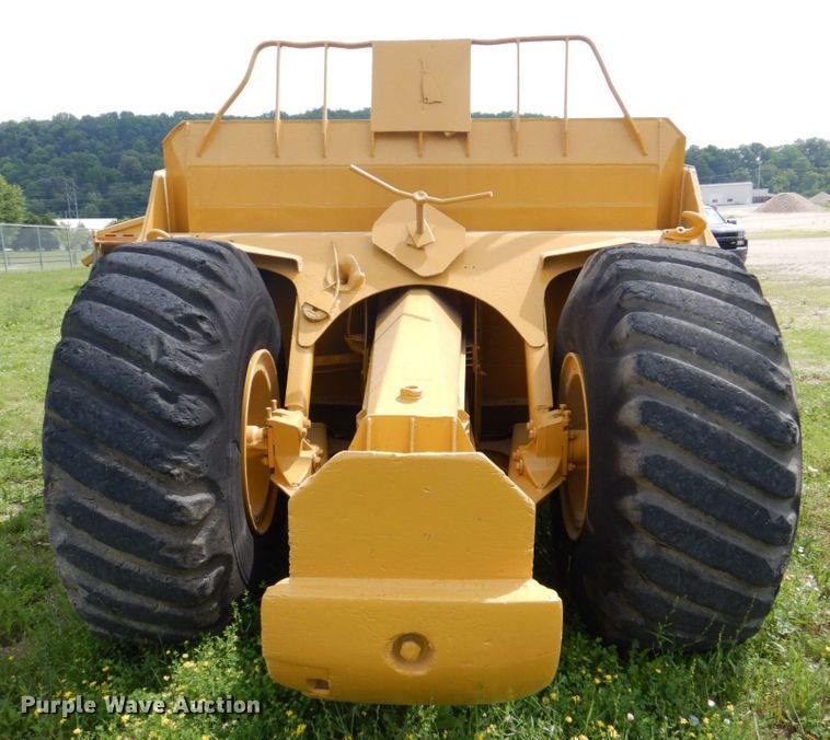image for item DS8096 Caterpillar 435  scraper