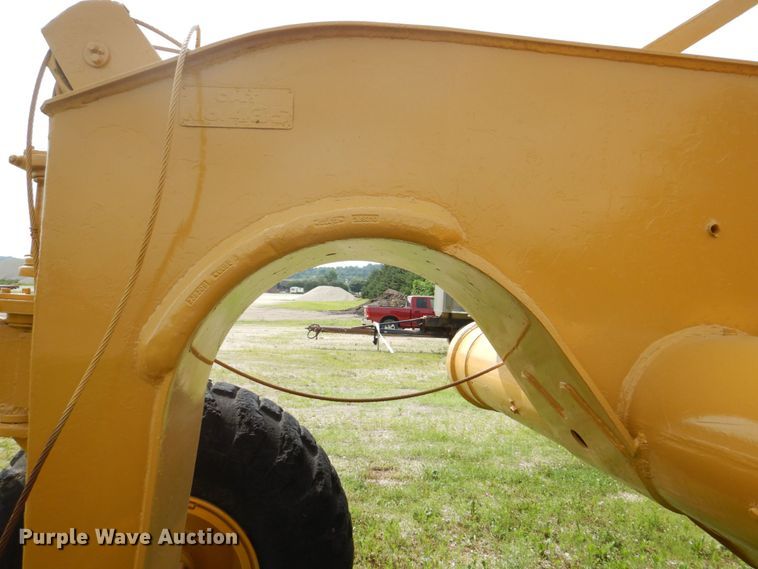 image for item DS8096 Caterpillar 435  scraper