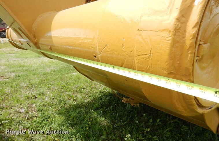 image for item DS8096 Caterpillar 435  scraper