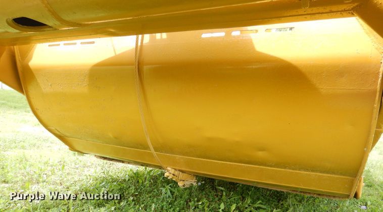 image for item DS8096 Caterpillar 435  scraper