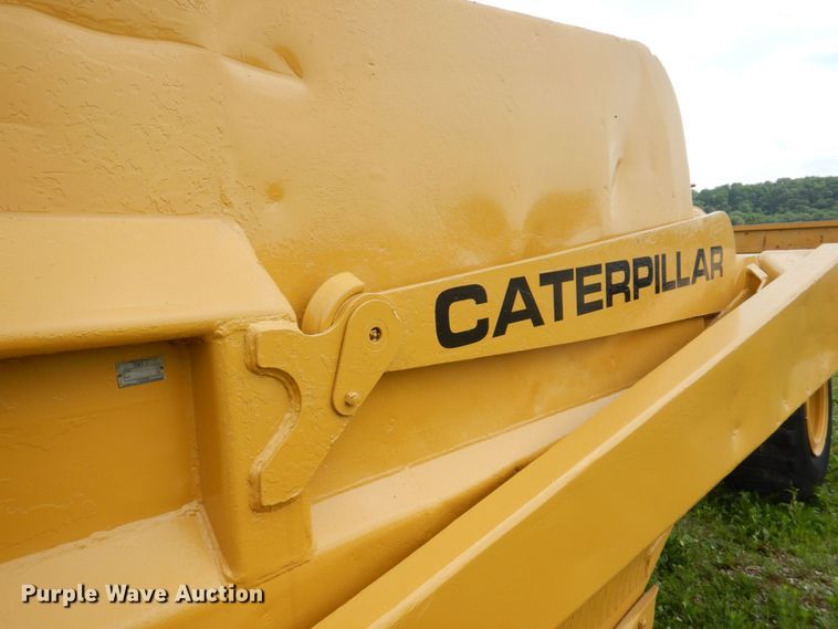image for item DS8096 Caterpillar 435  scraper
