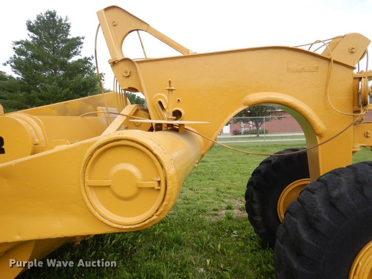 image for item DS8096 Caterpillar 435  scraper