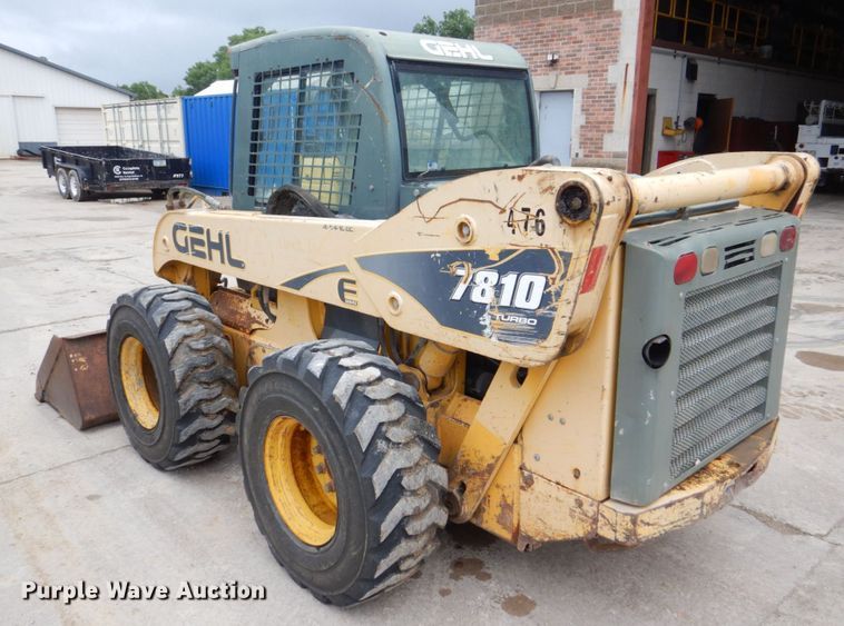 image for item DS8100 Gehl 7810 Turbo  skid steer loader