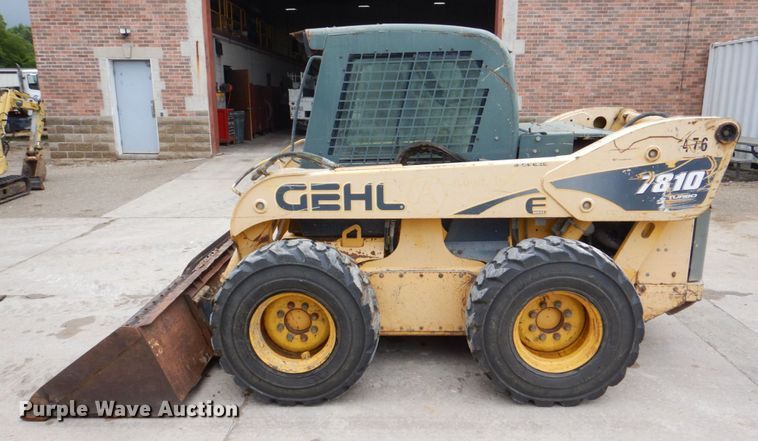 image for item DS8100 Gehl 7810 Turbo  skid steer loader