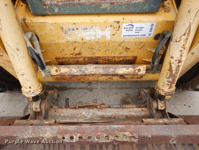 image for item DS8100 Gehl 7810 Turbo  skid steer loader