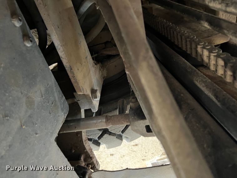 image for item DS8367 Yale GP040AFNUAV084 forklift