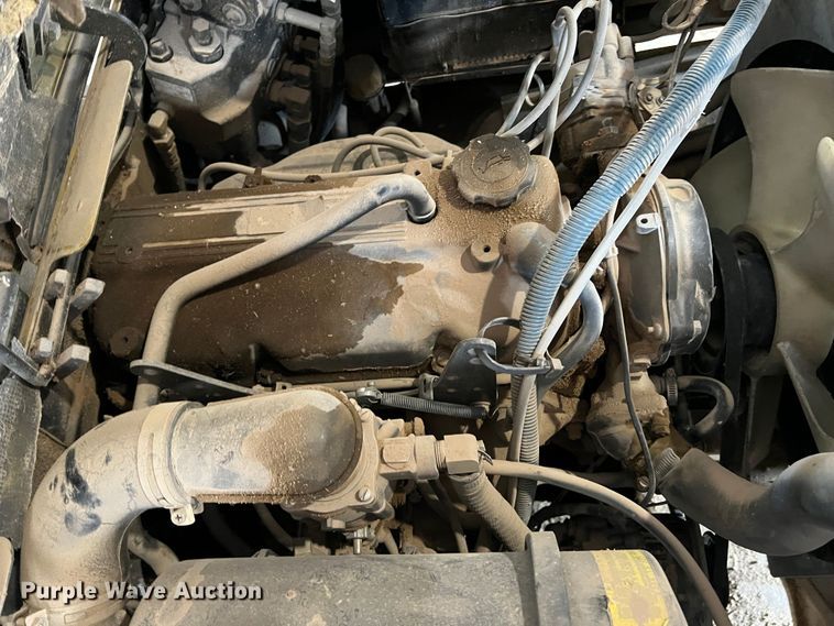 image for item DS8367 Yale GP040AFNUAV084 forklift