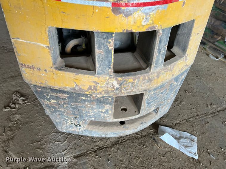 image for item DS8367 Yale GP040AFNUAV084 forklift